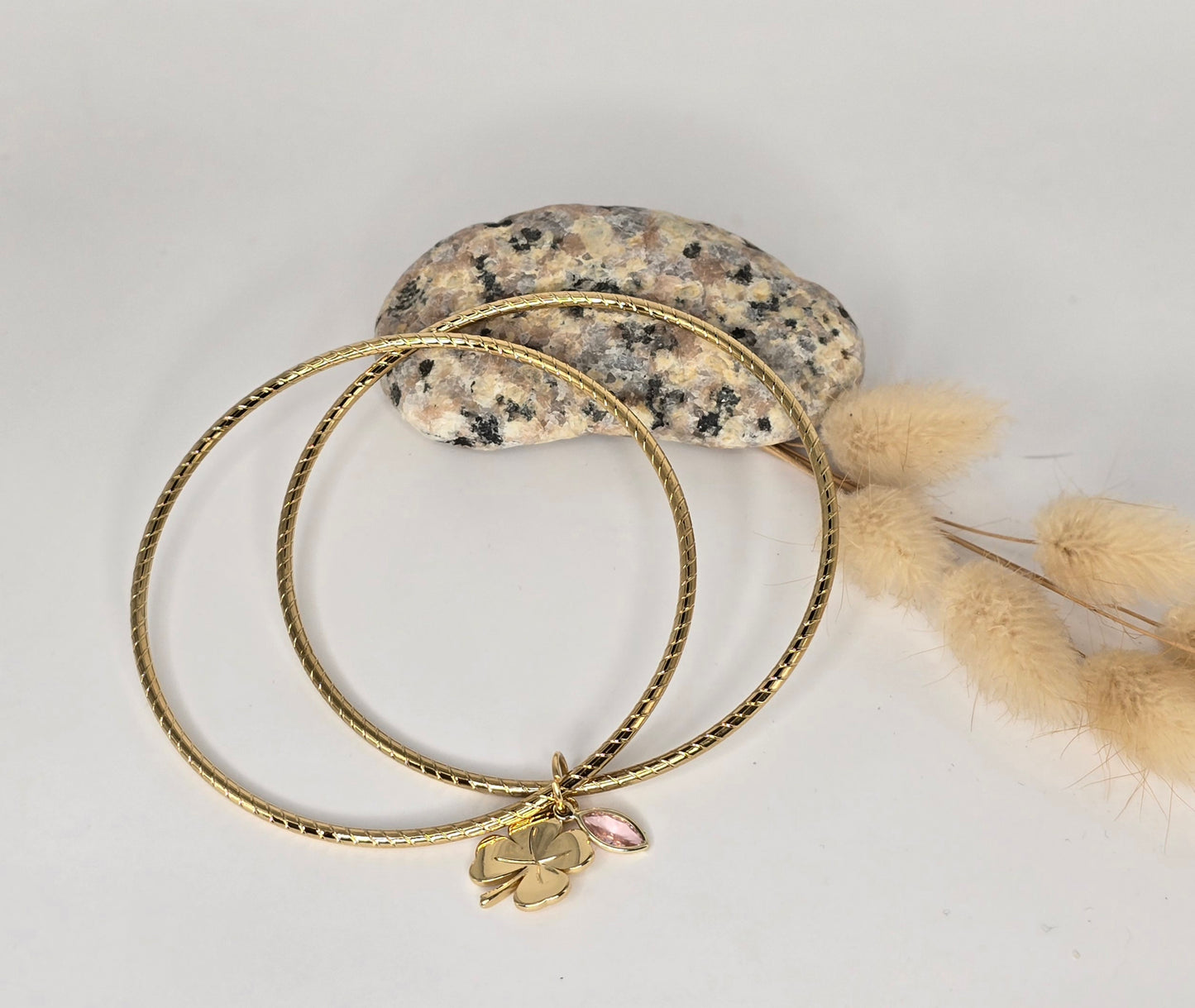Bracelets jonc avec breloques – coloris 2 - Créa Gégé