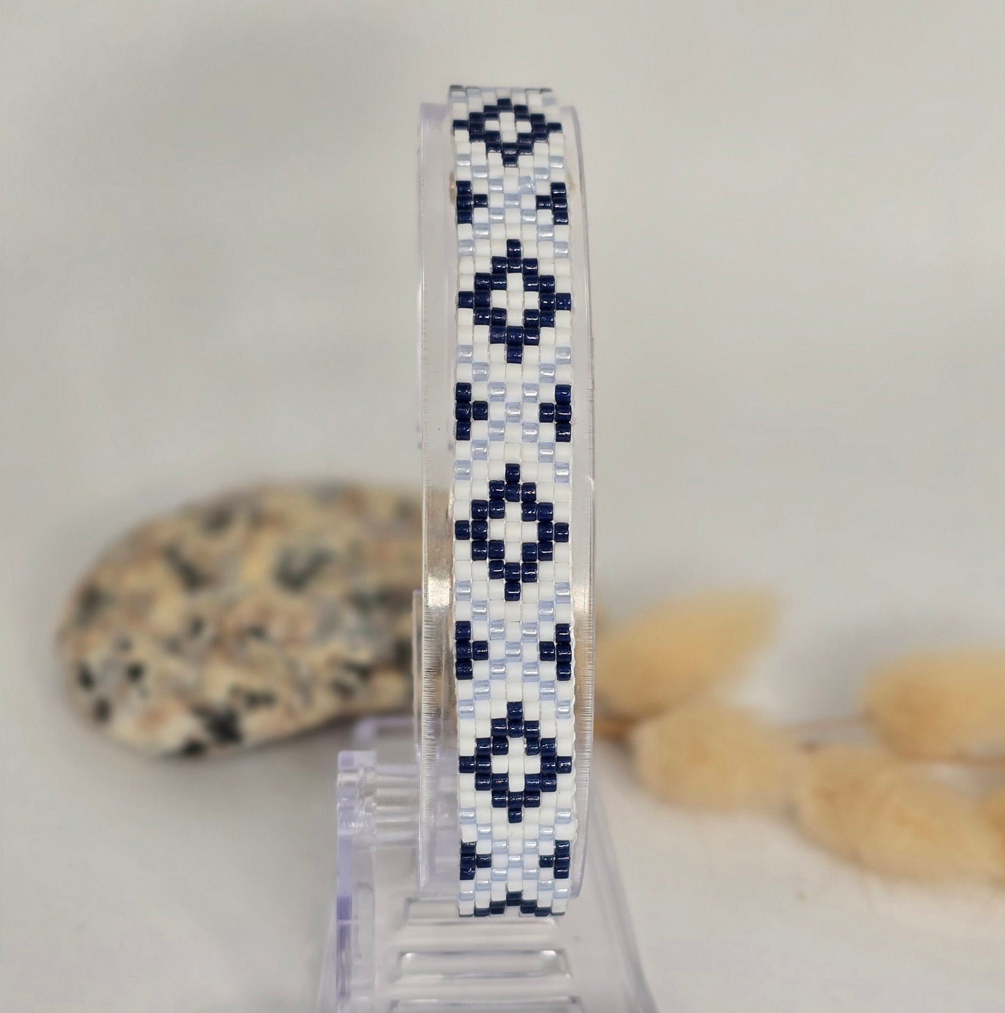 Bracelets perles tissés mains