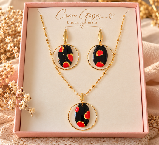 Parure Éclat Rouge & Noir – Collier et Boucles d’Oreilles Dorées Fait Main