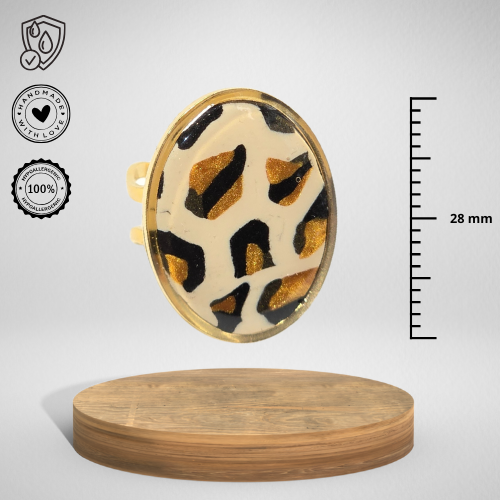 Bague pâte polymère artisanale ovale vue détails