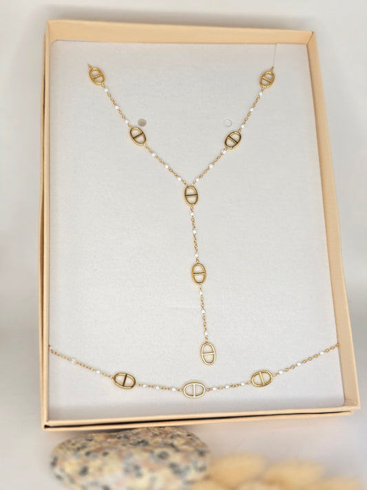 Parure moderne et discrète