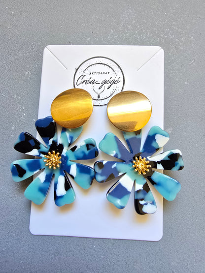 Boucles d'oreilles pendantes fleur XXL en résine - Plusieurs coloris