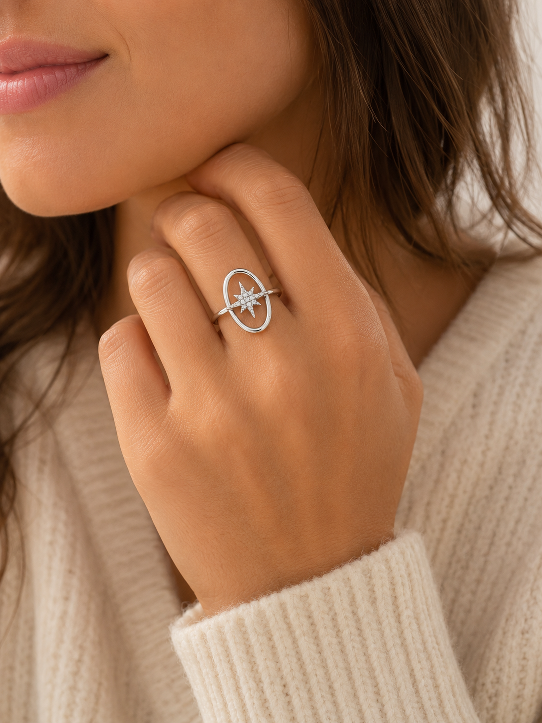 Bague ajustable étoile ovale en acier inoxydable serti de strass