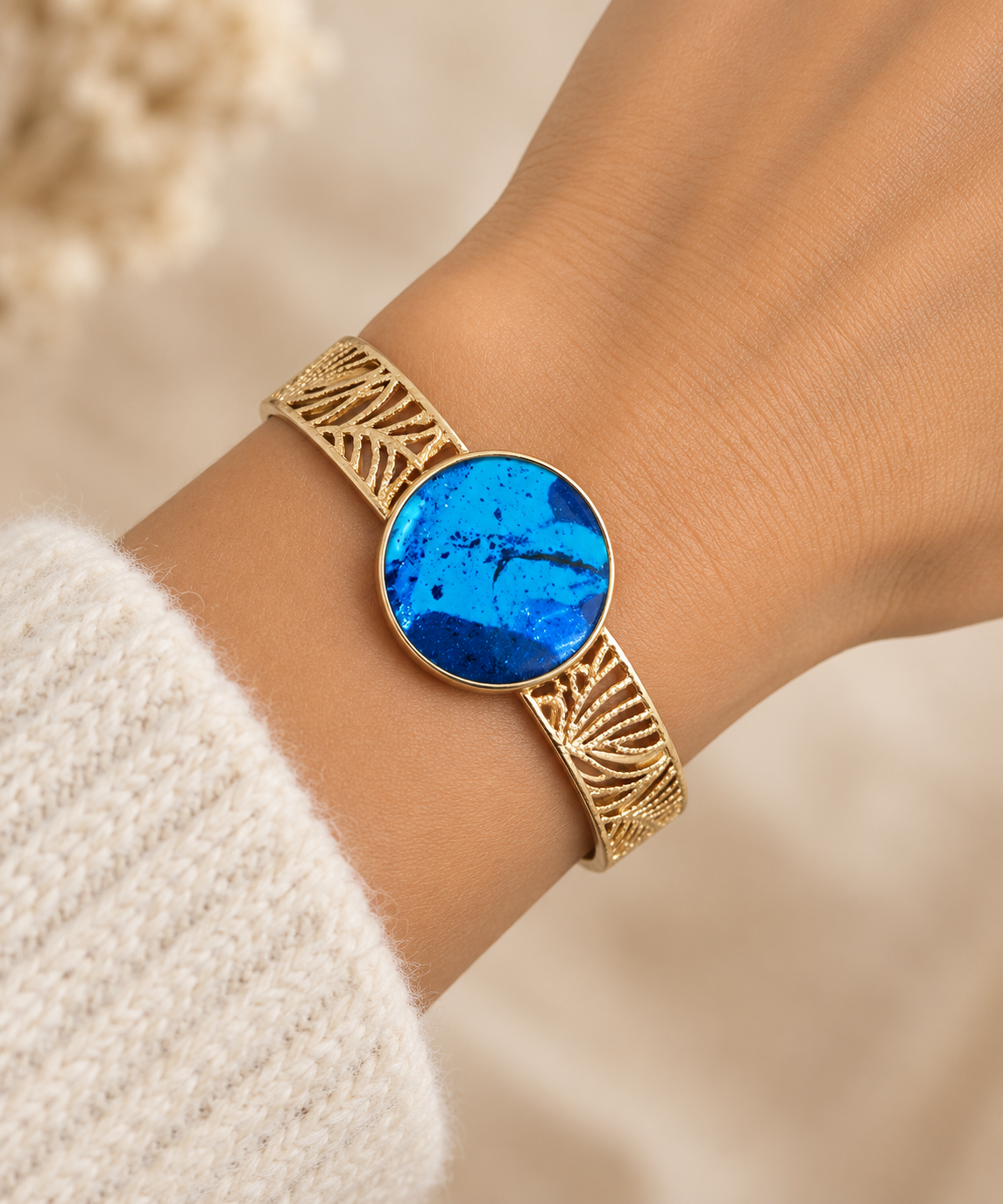 Bracelet jonc ajustable ajouré doré & cabochon léopard ou bleu