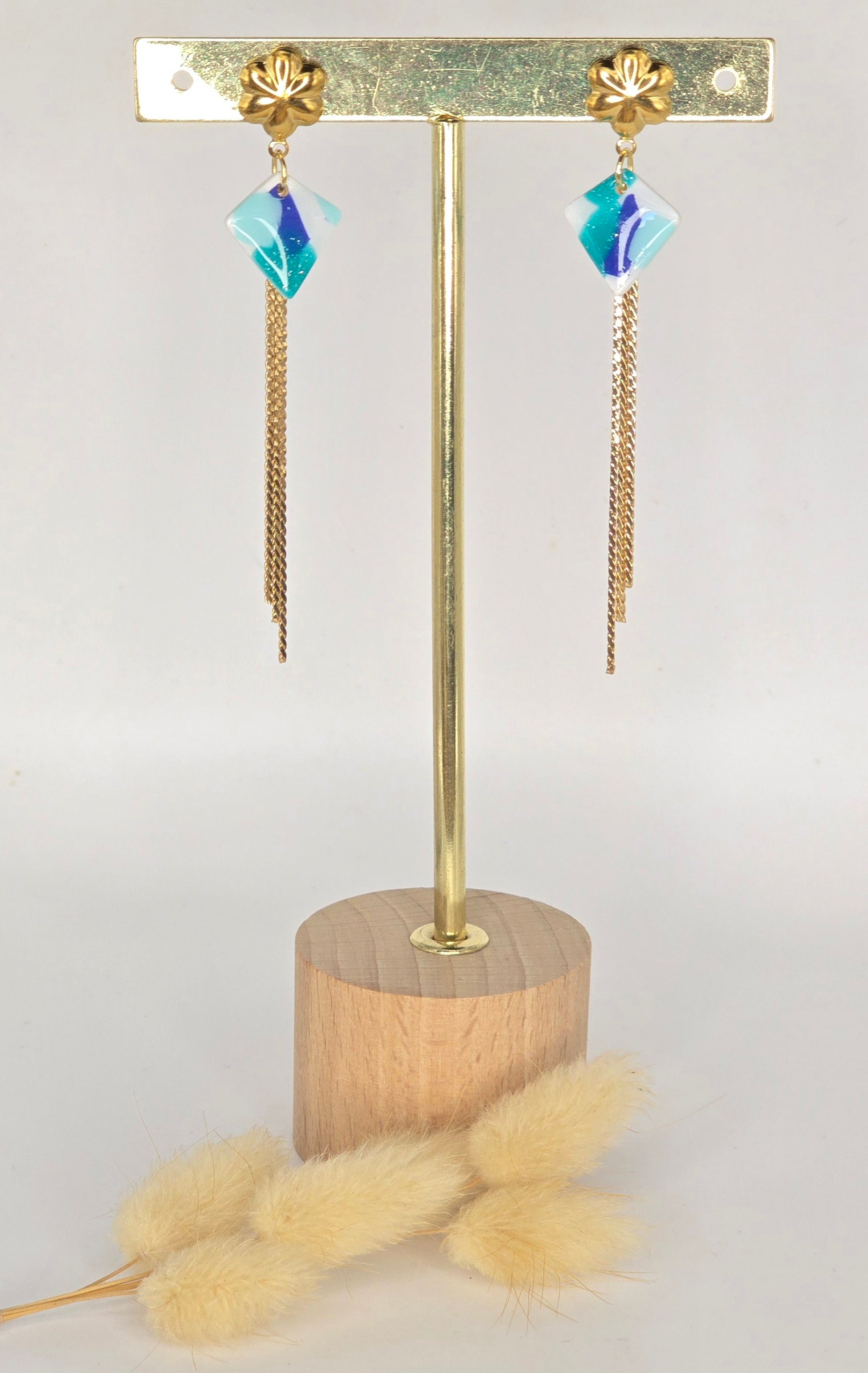 Boucles d’oreilles pampilles dorées aux couleurs de l’océan - vue 2 - Créa Gégé
