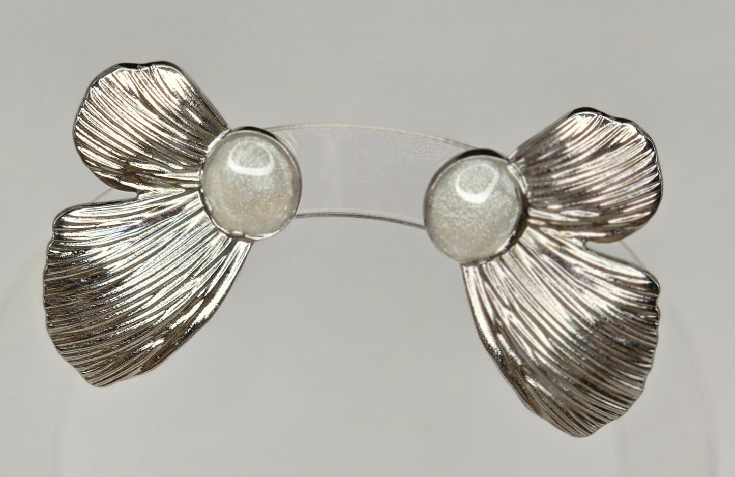 Boucles d'oreilles fleurs acier doré – sans nickel ni plomb - Créa Gégé