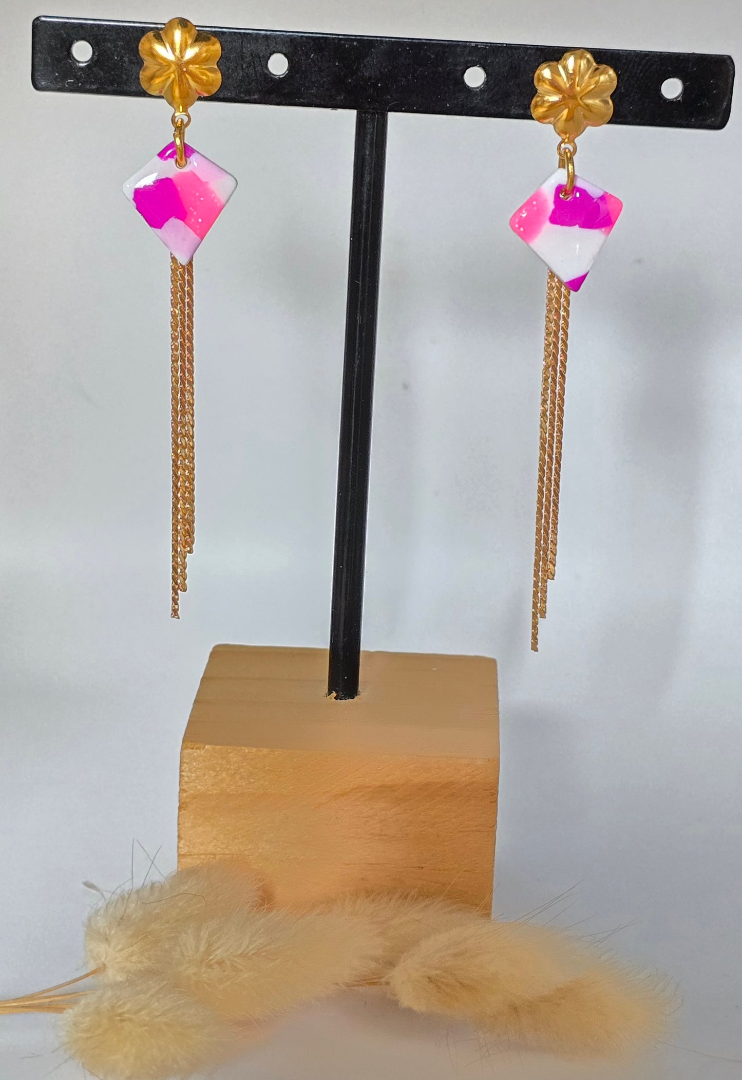 Boucles d’oreilles marbré de rose et blanc - vue 3 - Créa Gégé