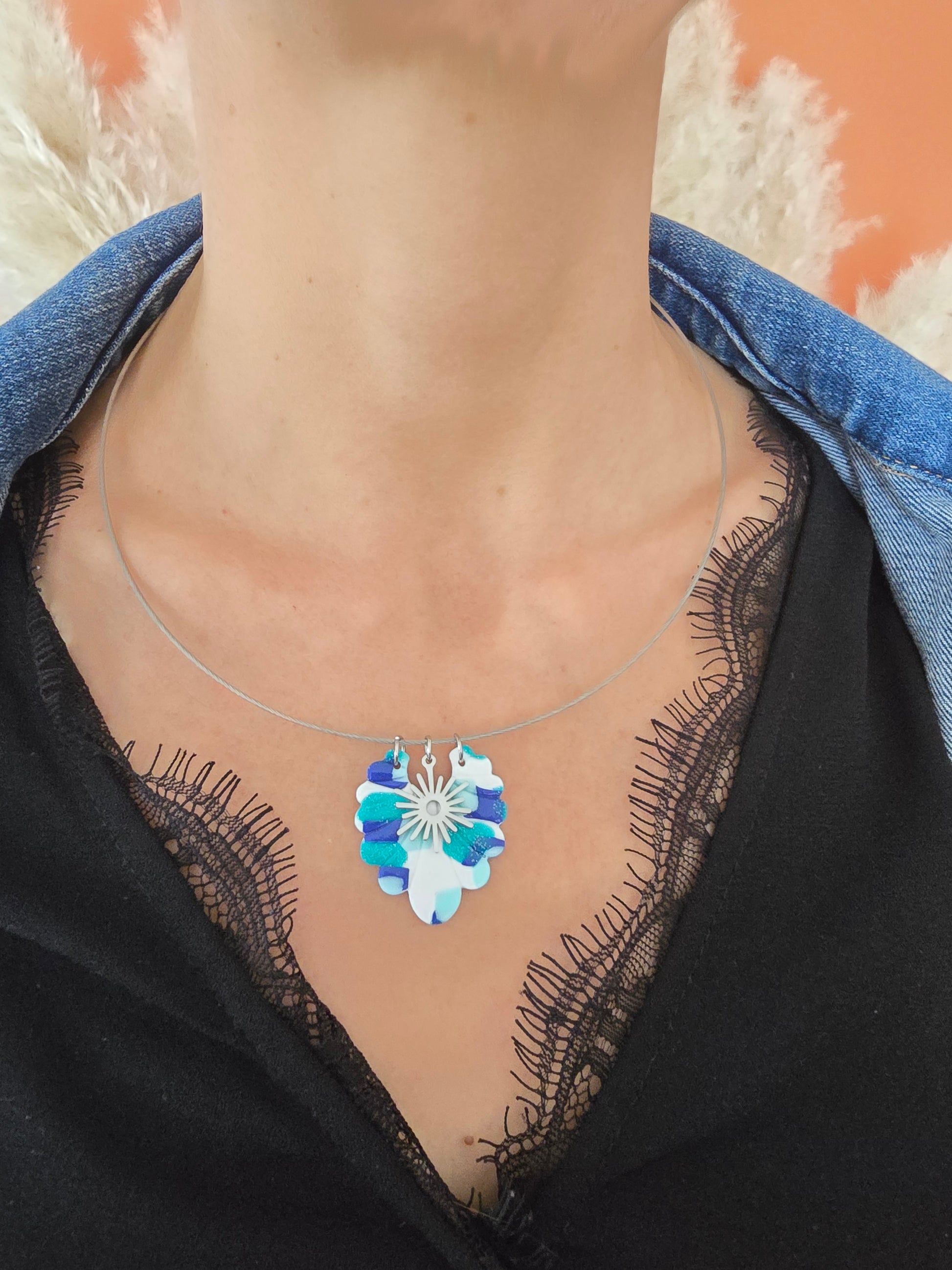 Collier jonc aux Couleurs de l’océan - Créa Gégé