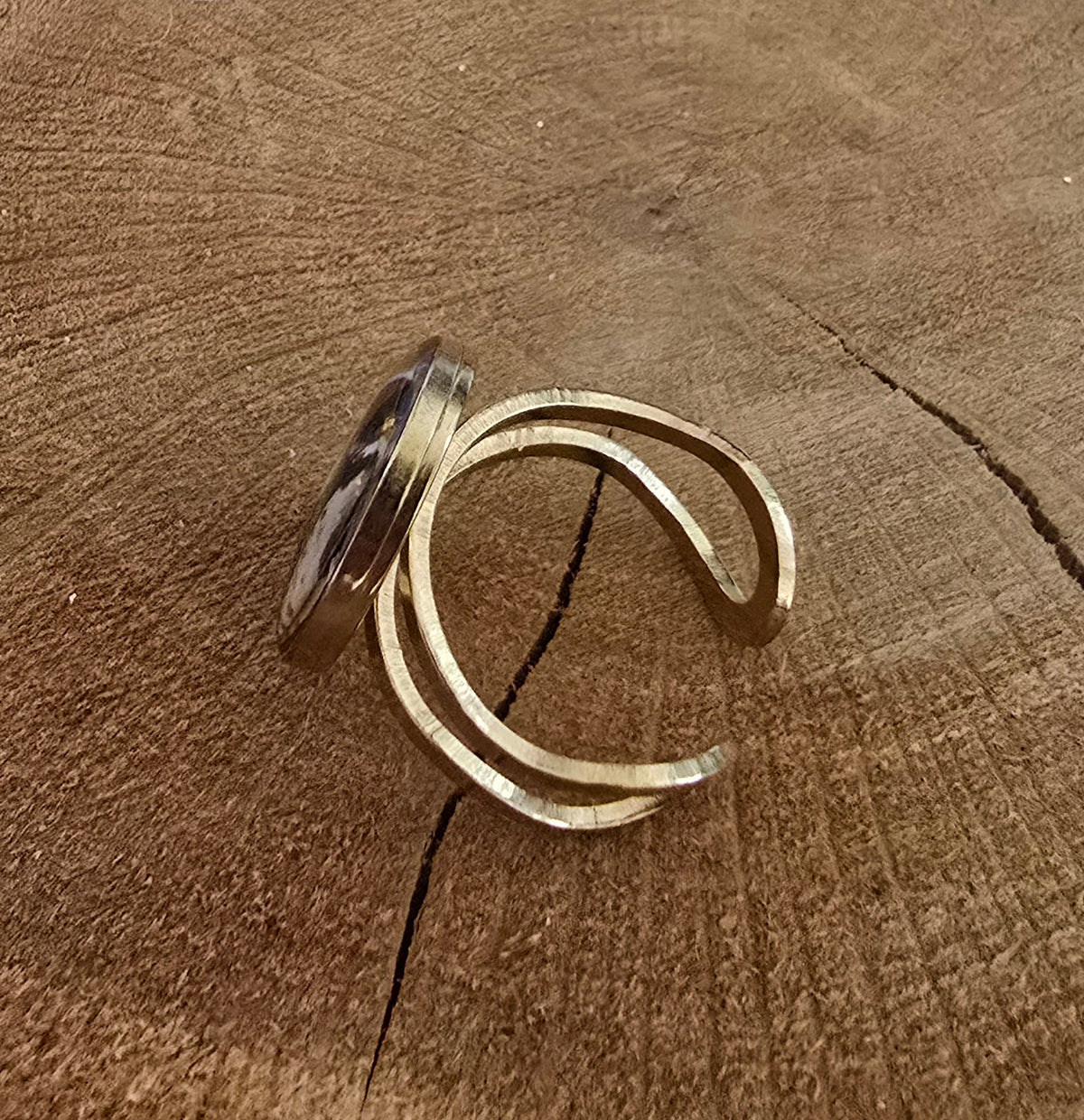 Bague ajustable ovale marbrée noir, blanc & doré