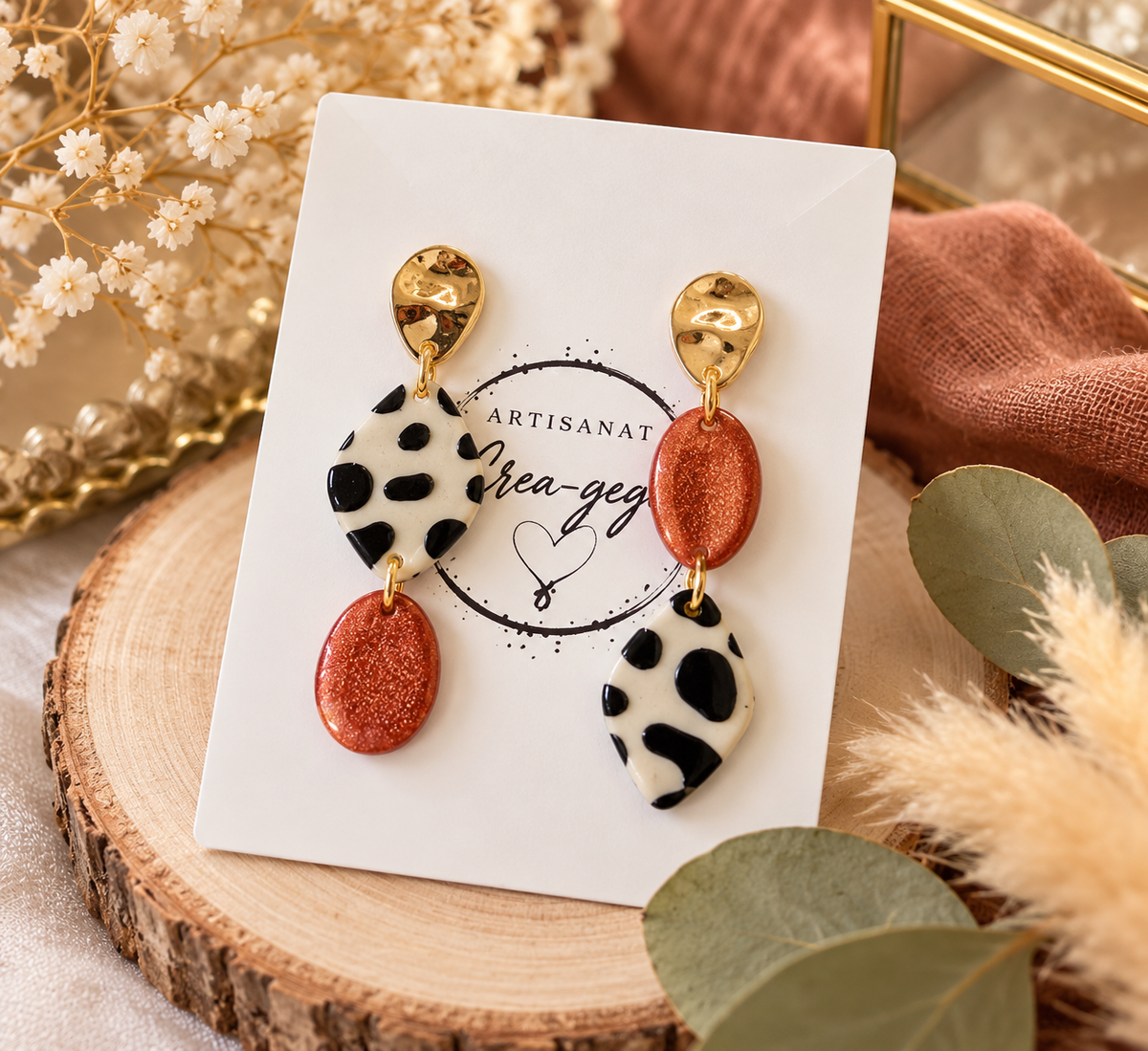 Boucles d’oreilles asymétriques léopard et terracotta métallisé – Créa Gégé