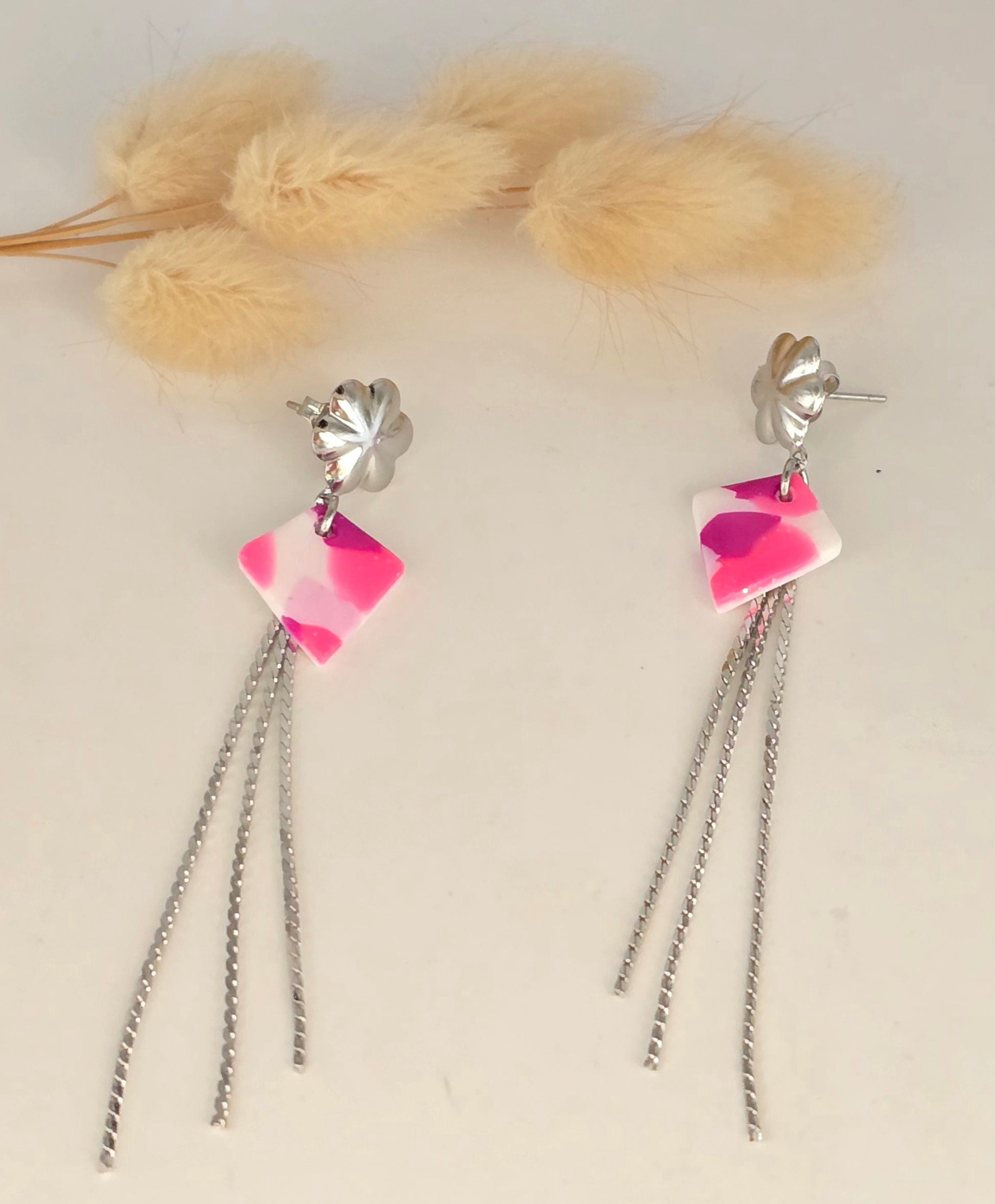 Boucles d’oreilles marbré de rose et blanc - vue 5 - Créa Gégé
