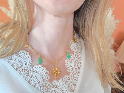 Collier Soleil doré et gouttes vert émeraude - Créa Gégé